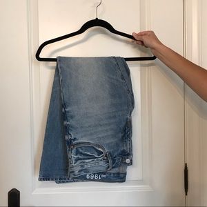 GAP BOYFRIEND JEANS
